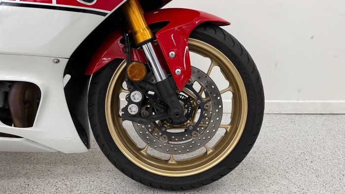 2022 YAMAHA YZF-R7LA White