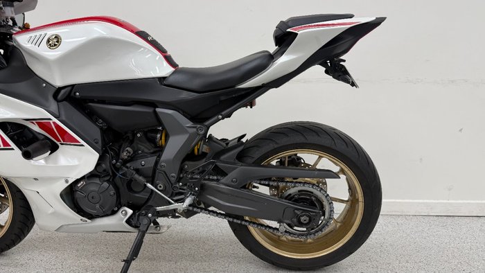 2022 YAMAHA YZF-R7LA White