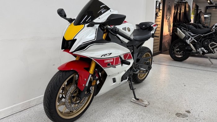 2022 YAMAHA YZF-R7LA White