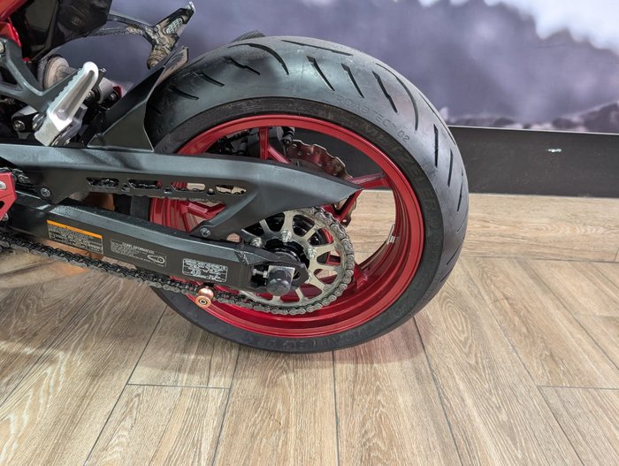2019 Kawasaki ZR 900 GREY