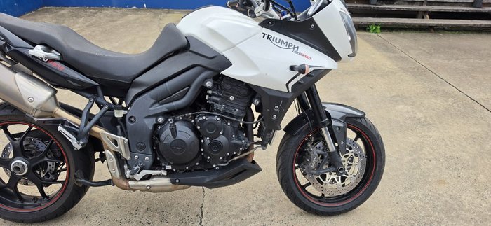 2015 TRIUMPH TIGER SPORT 1050 White