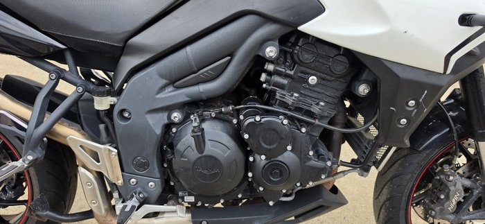 2015 TRIUMPH TIGER SPORT 1050 White
