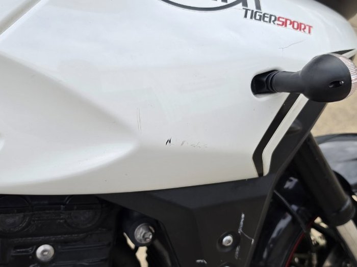 2015 TRIUMPH TIGER SPORT 1050 White