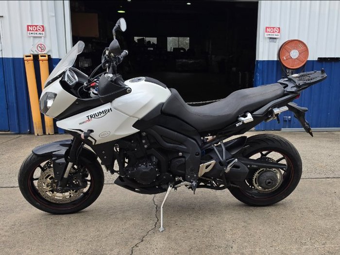 2015 TRIUMPH TIGER SPORT 1050 White