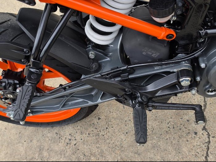 2024 Ktm 200 DUKE (ABS) Orange
