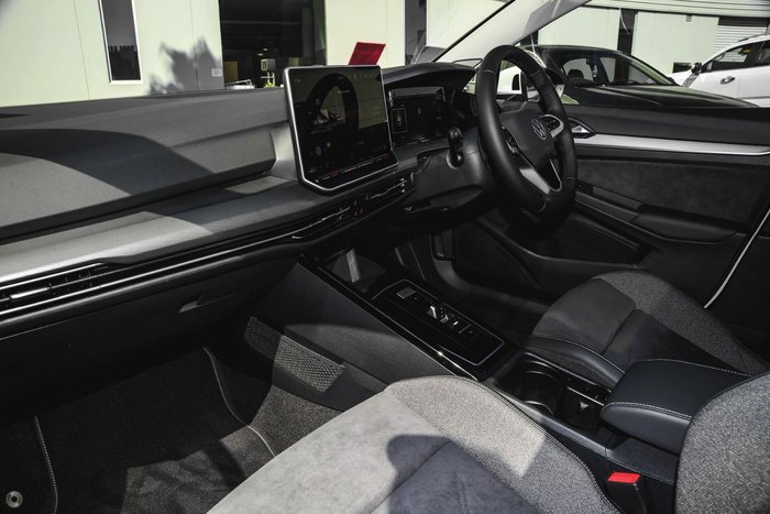 2026 Volkswagen Golf 110TSI Style