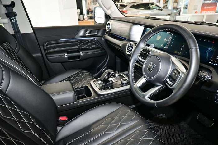 2023 GWM Tank 300 Lux Hybrid