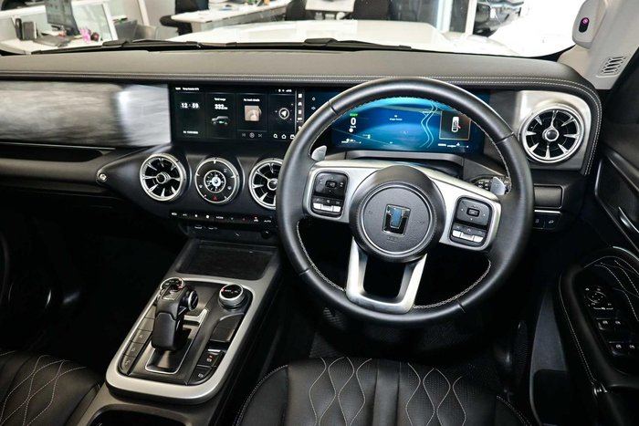2023 GWM Tank 300 Lux Hybrid
