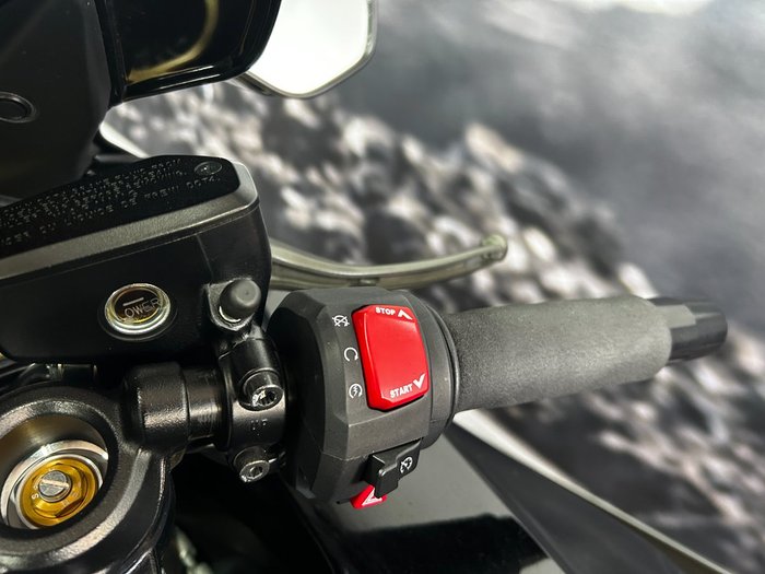 2022 Suzuki GSX1300RR (HAYABUSA)