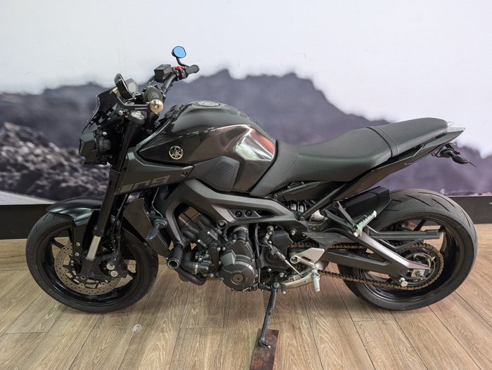2018 Yamaha MT-09A Black