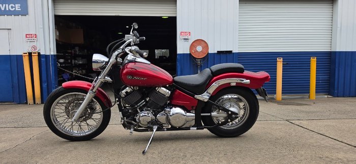 2007 Yamaha XVS650 V-STAR CUSTOM Red