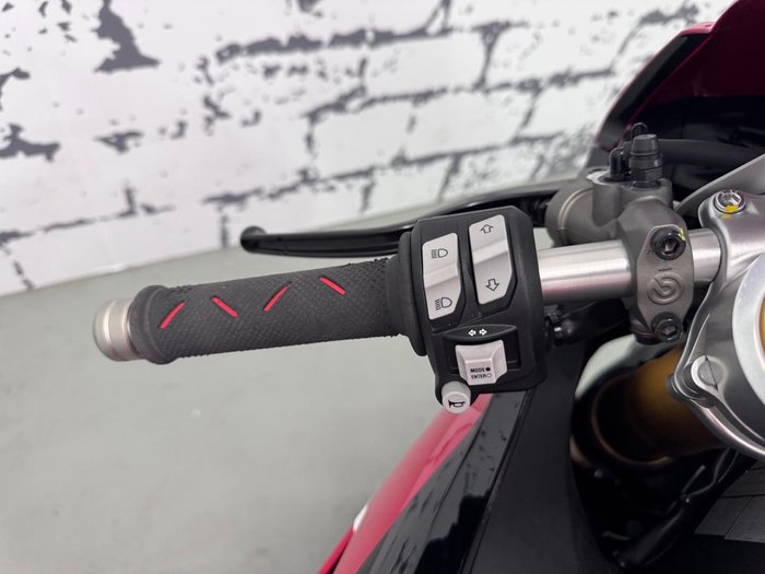 2025 Ducati Panigale Bayliss 1st Championship 20th Anniversary Panigale Red