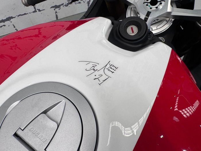 2025 Ducati Panigale Bayliss 1st Championship 20th Anniversary Panigale Red