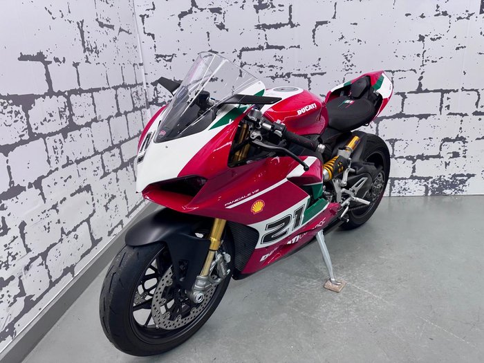 2025 Ducati Panigale Bayliss 1st Championship 20th Anniversary Panigale Red