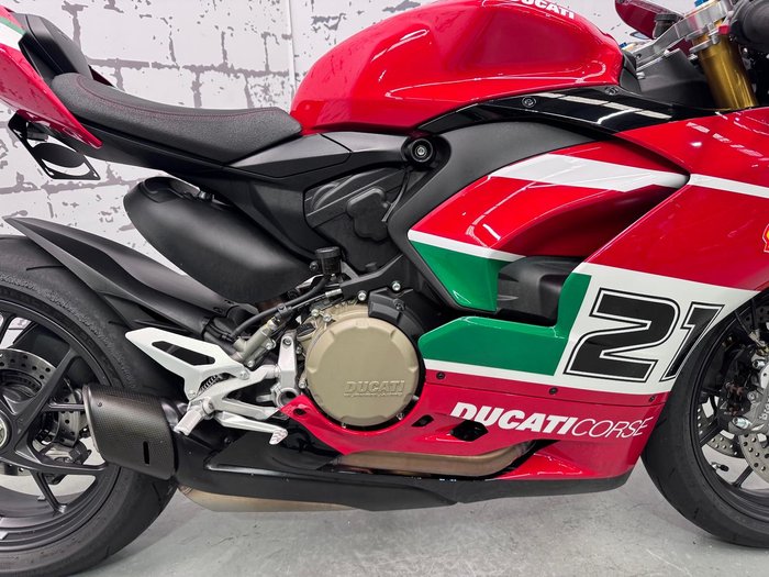 2025 Ducati Panigale Bayliss 1st Championship 20th Anniversary Panigale Red