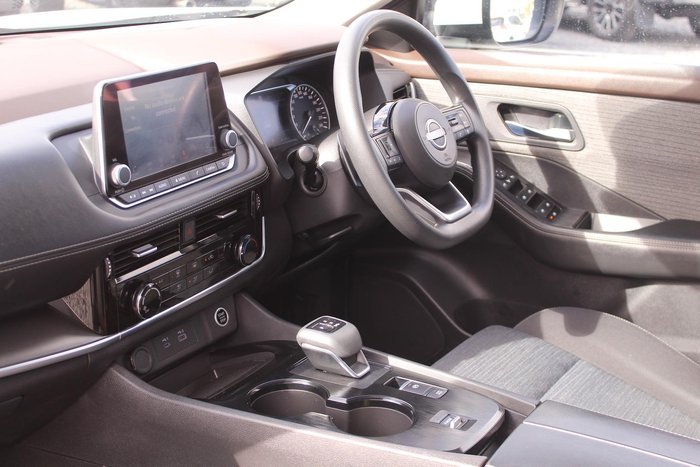 2024 Nissan X-TRAIL ST