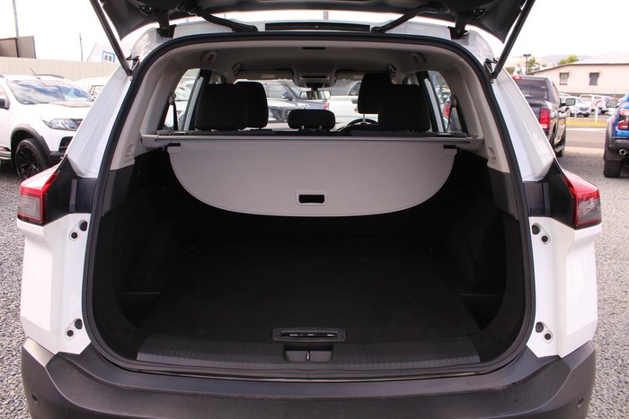 2024 Nissan X-TRAIL ST