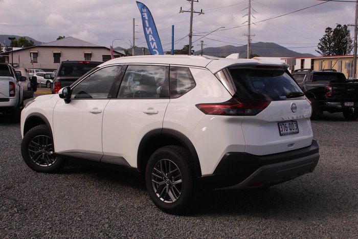 2024 Nissan X-TRAIL ST