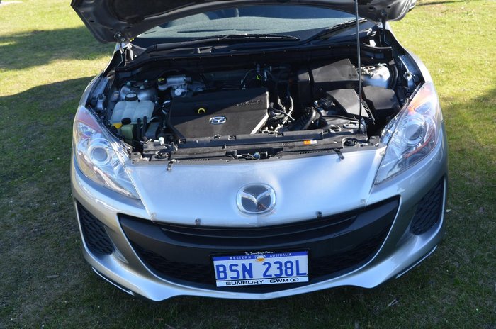 2013 Mazda 3 Neo