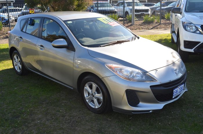 2013 Mazda 3 Neo