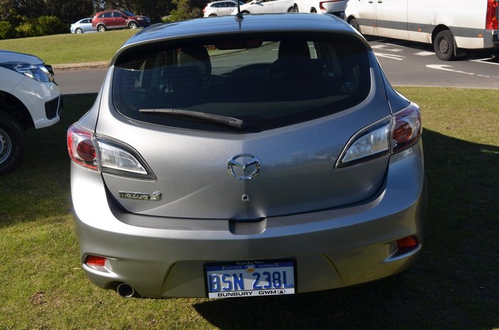 2013 Mazda 3 Neo