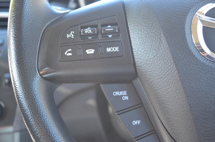 2013 Mazda 3 Neo