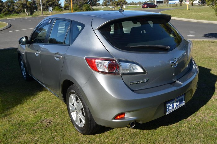 2013 Mazda 3 Neo