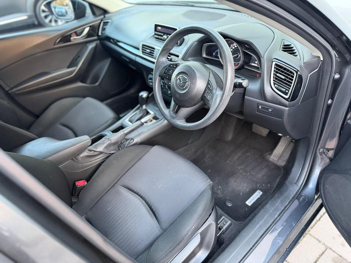 2014 Mazda 3 Neo