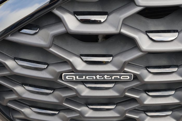 2021 Audi Q3 40 TFSI S line