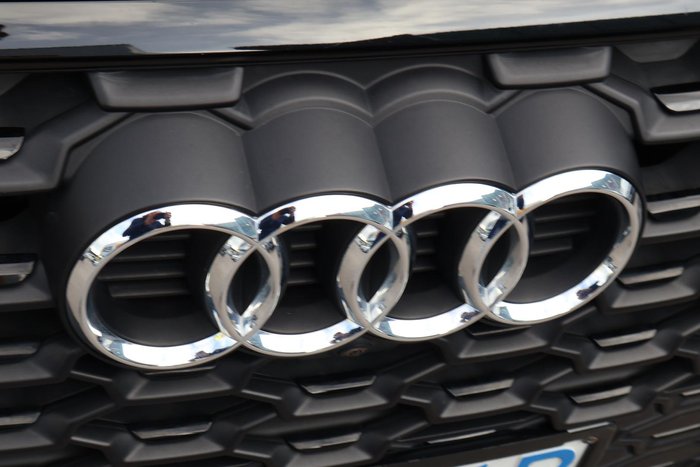 2021 Audi Q3 40 TFSI S line