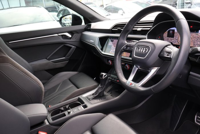 2021 Audi Q3 40 TFSI S line