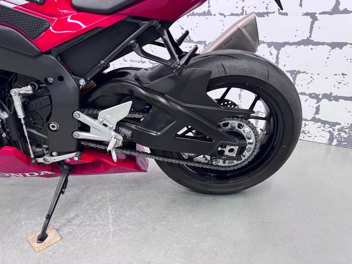 2025 Honda CBR1000RR-R SP ABS Fireblade Fireblade Red