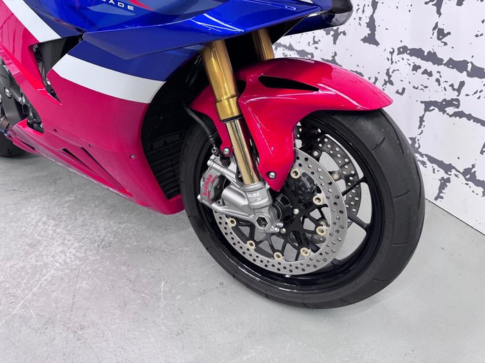 2025 Honda CBR1000RR-R SP ABS Fireblade Fireblade Red