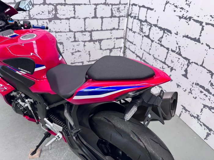 2025 Honda CBR1000RR-R SP ABS Fireblade Fireblade Red