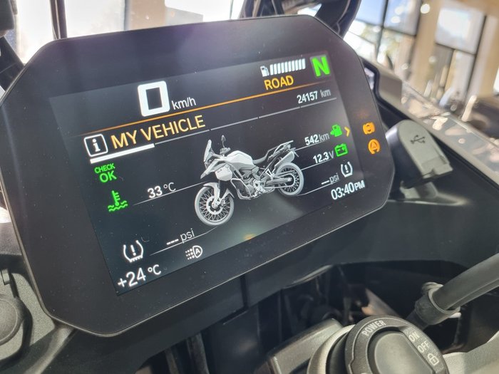 2026 BMW Motorrad F 900 GS ADVENTURE RIDE PRO Black
