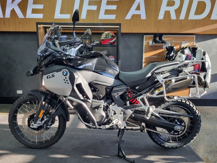 2026 BMW Motorrad F 900 GS ADVENTURE RIDE PRO Black