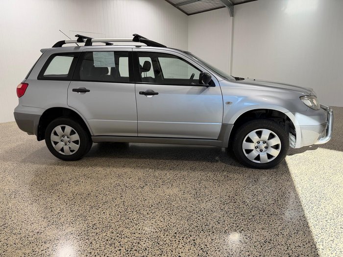 2005 Mitsubishi Outlander Activ