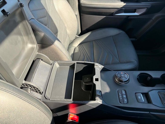 2025 Ford Everest Trend