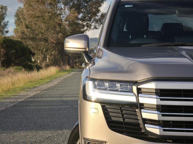 2022 Toyota Landcruiser VX