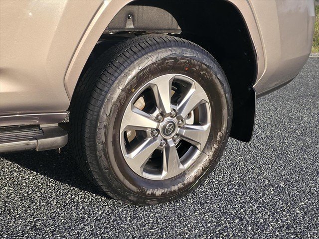 2022 Toyota Landcruiser VX