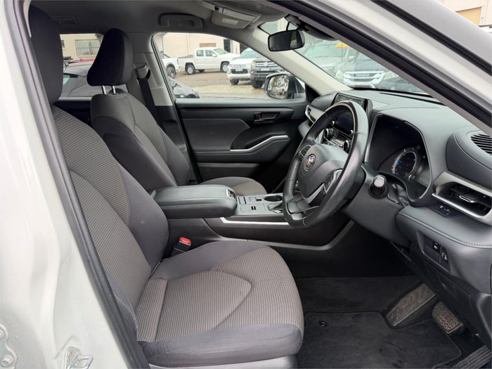 2022 TOYOTA KLUGER GX HYBRID AWD