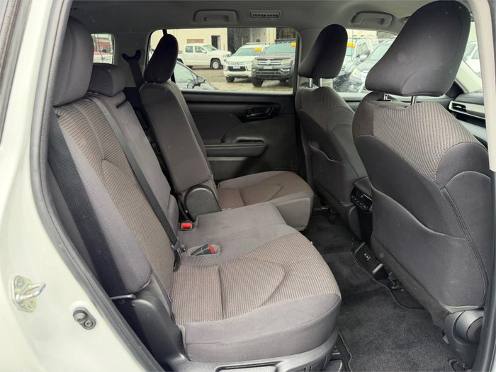 2022 TOYOTA KLUGER GX HYBRID AWD