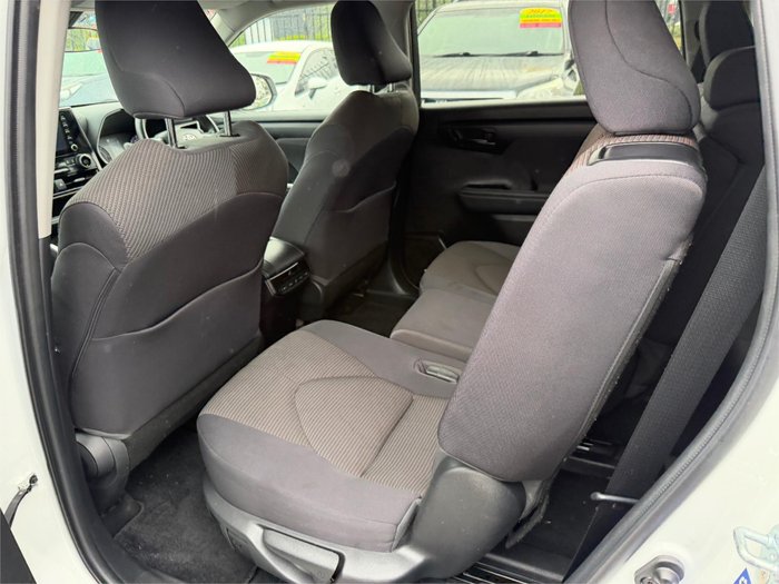 2022 TOYOTA KLUGER GX HYBRID AWD