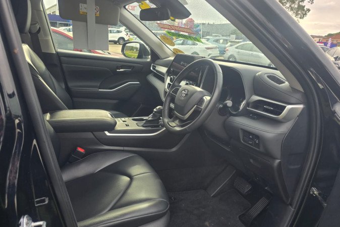 2024 TOYOTA KLUGER GXL HYBRID AWD