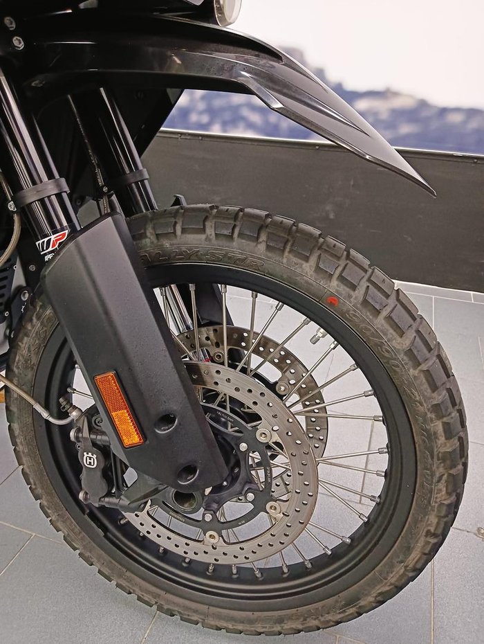 2022 Husqvarna Norden 901 Norden Black
