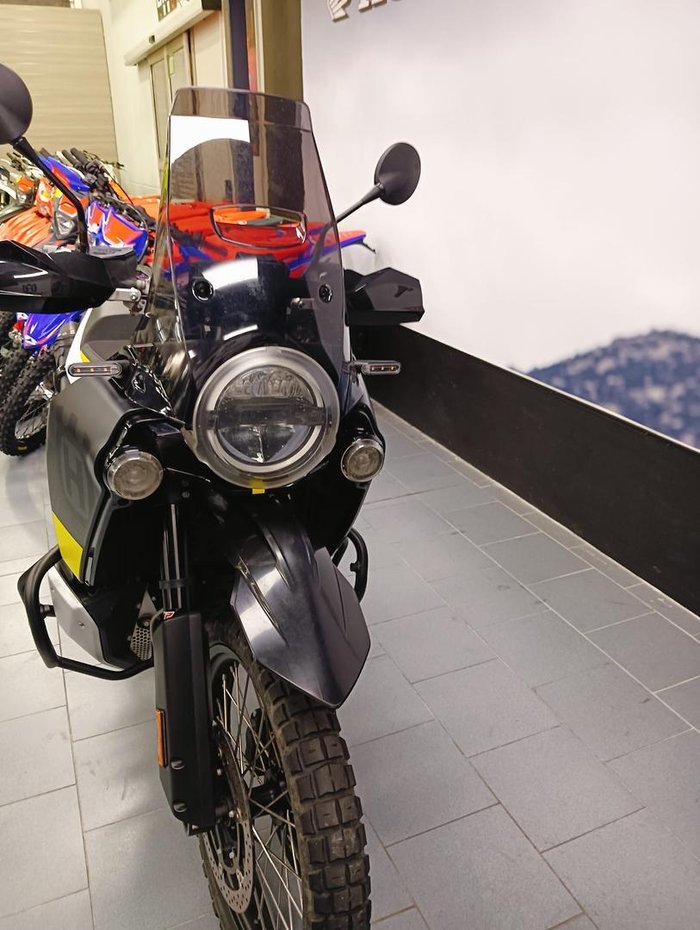 2022 Husqvarna Norden 901 Norden Black