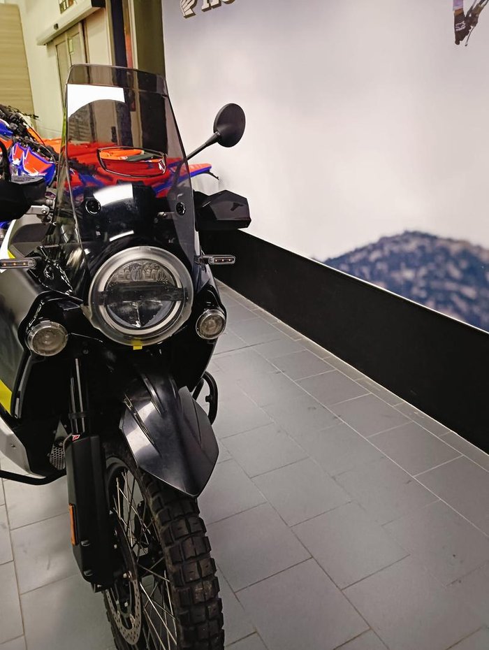 2022 Husqvarna Norden 901 Norden Black