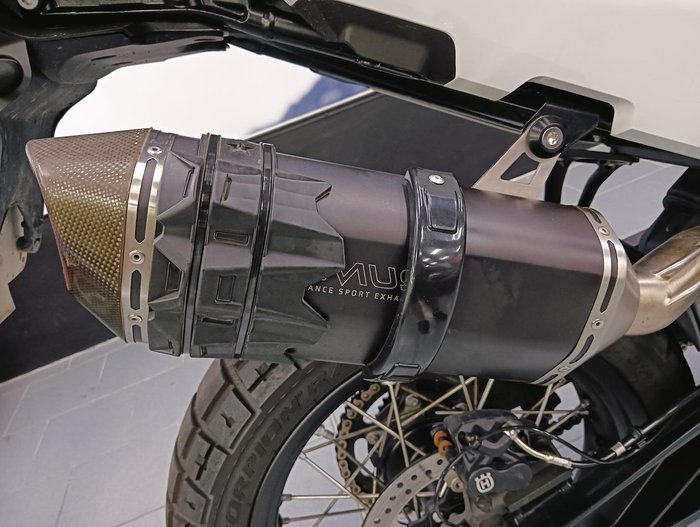2022 Husqvarna Norden 901 Norden Black