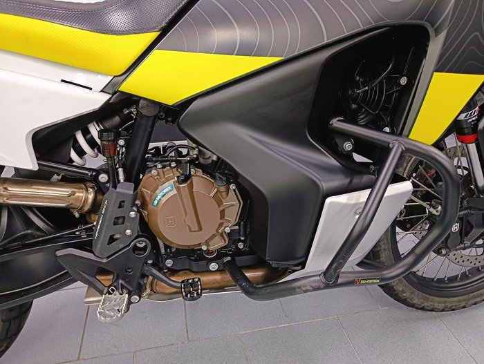 2022 Husqvarna Norden 901 Norden Black