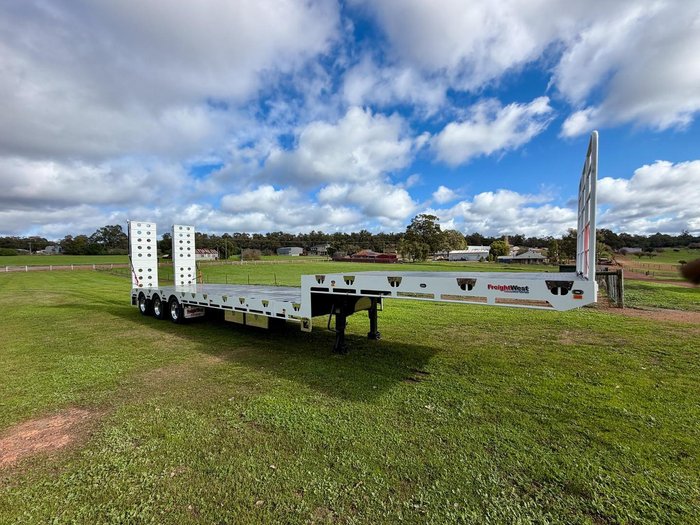 2026 FreightWest Semi  Drop Deck Extendable